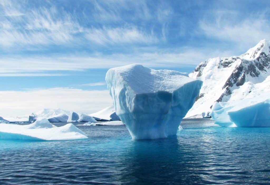 What does iceberg water taste like?